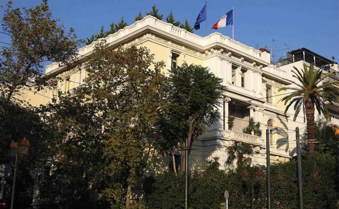 EKTAKTO!-Ντου του Ρουβίκωνα στη Γαλλική Πρεσβεία